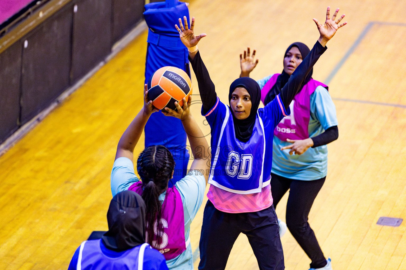 Kulhudhuffushi Youth & Recreation Club vs Club Green StreetDay 2 of 21st National Netball Tournament was held in Social Canter at Male', Maldives on Friday, 18th May 2024. Photos: Nausham Waheed / images.mv