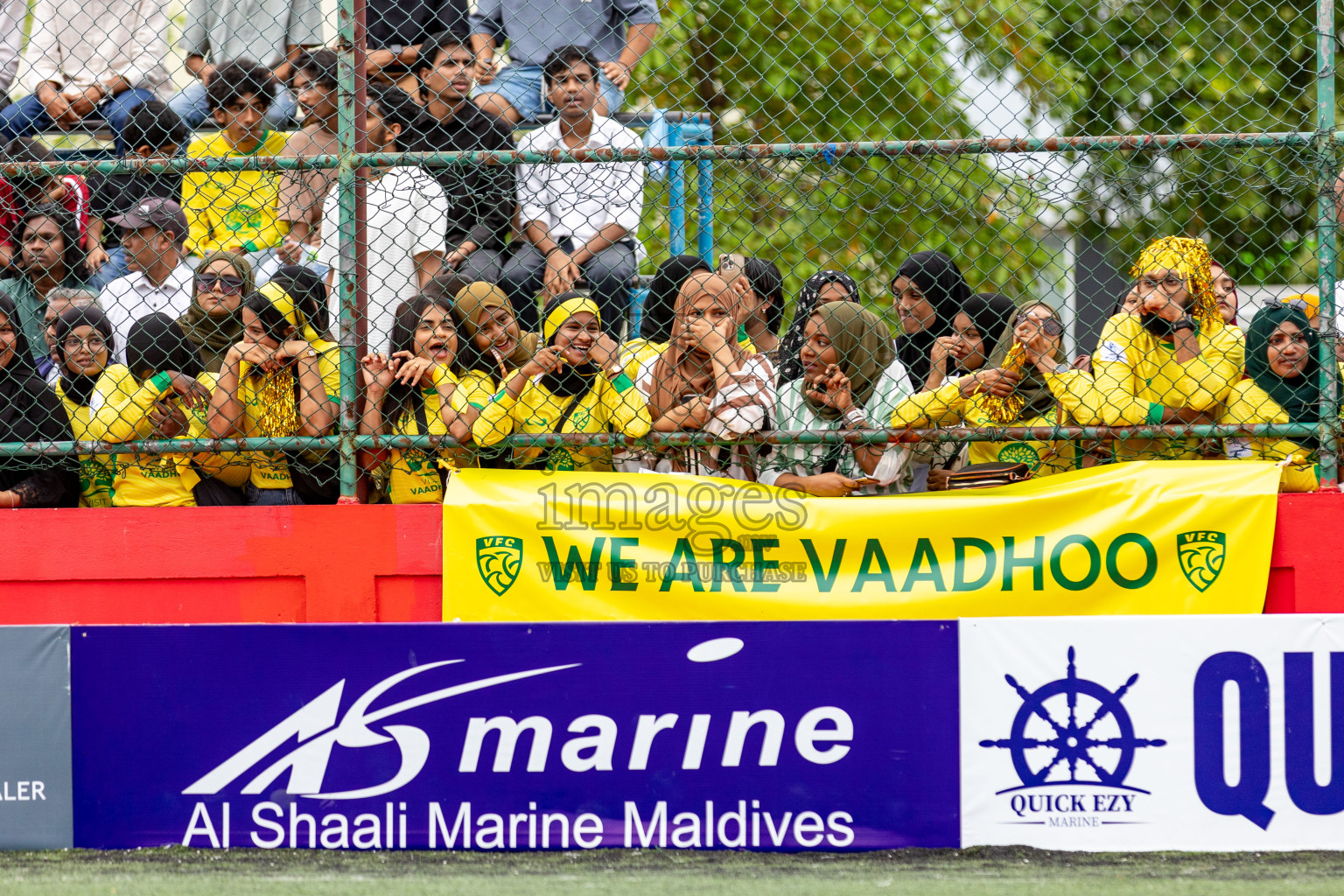GDh Vaadhoo VS GDh Thinadhoo in Atoll Round Semi-Final on Day 20 of Golden Futsal Challenge 2025 was held on Friday, 24 January 2025, in Hulhumale', Maldives. 
Photos: Hassan Simah / images.mv