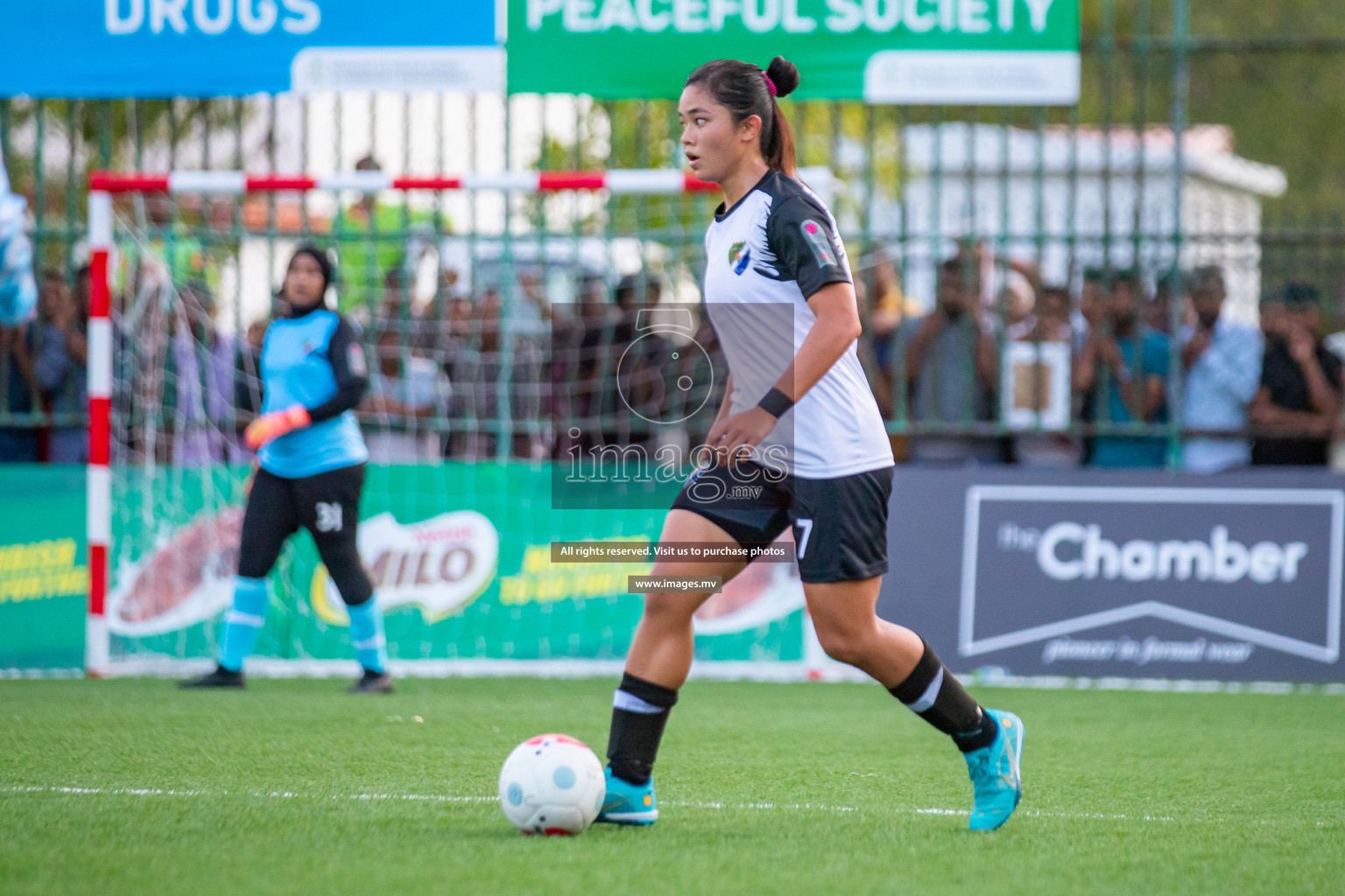 MPL vs DSC in Eighteen Thirty Women's Futsal Fiesta 2022 was held in Hulhumale', Maldives on Monday, 17th October 2022. Photos: Hassan Simah, Mohamed Mahfooz Moosa / images.mv