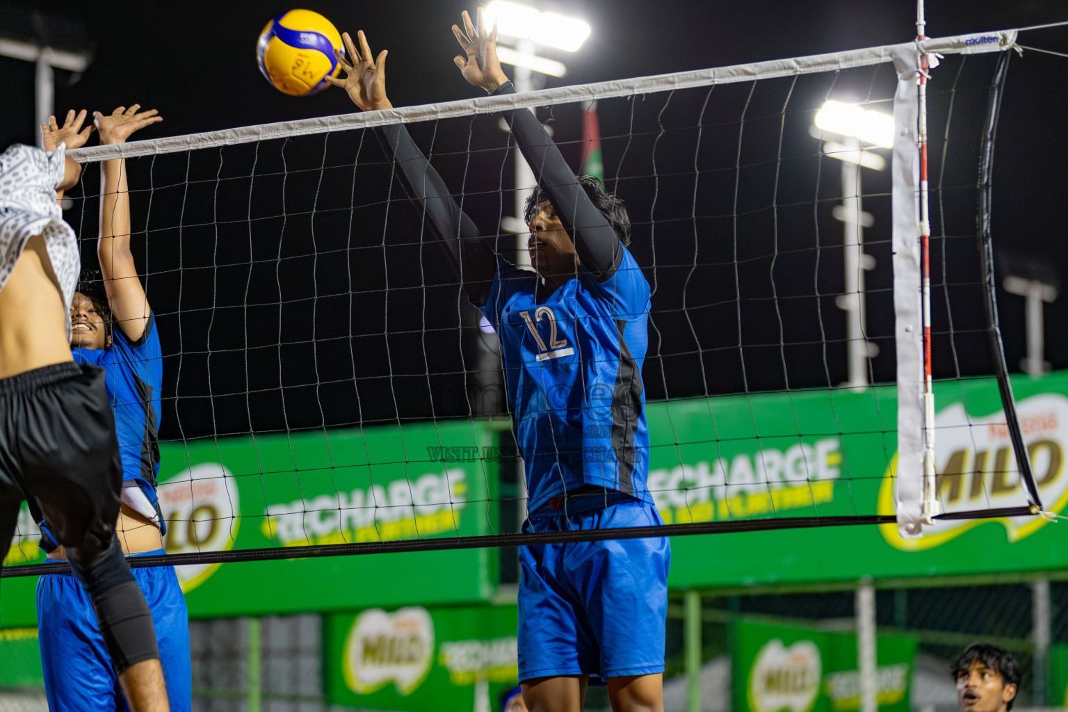 Maathoda Sports Club vs Sports Club City in the Finals of Milo National Junior Volleyball Championship 2025 Men's Division was held on Sunday, 30th November 2025 at Ekuveni Turf Court Male', Maldives. Photos: Areef Adam / images.mv