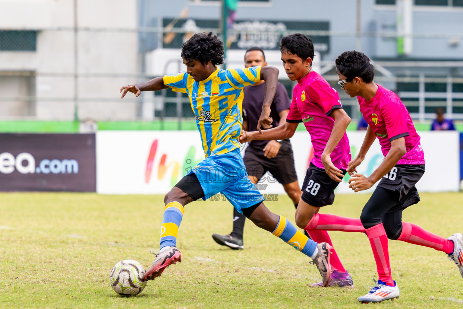 Club Valencia vs United Victory (U16) in Day 10 of Dhivehi Youth League 2024 held at Henveiru Stadium on Sunday, 15th December 2024. Photos: Nausham Waheed / Images.mv