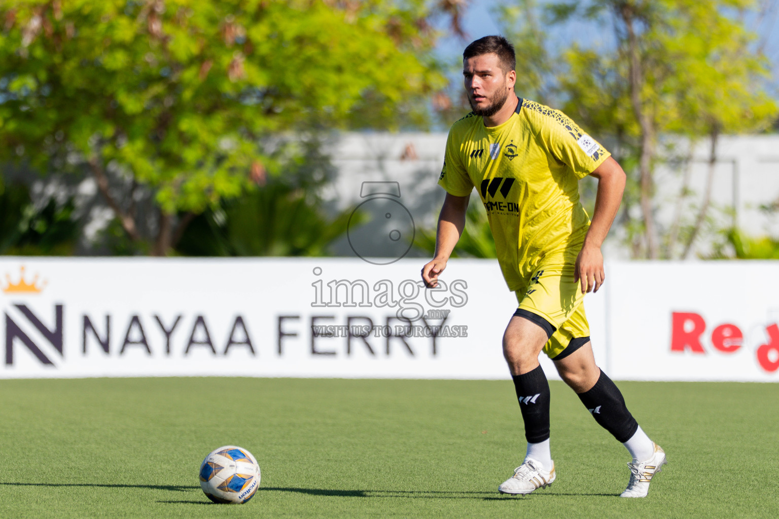 Final Match Irumathi Sports VS Velaa Sports Club in Day 9 of Eydhafushi Cup 2025 held in Eydhafushi Football Stadium at B. Eydhafushi, Maldives on Monday, 15th September 2025. Photos: Arif Rasheed / images.mv
