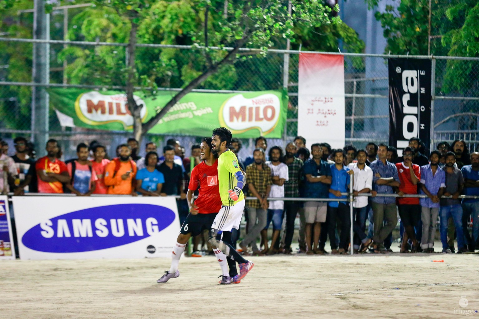 Quarterfinals of Club Maldives Cup in Male', Maldives, Saturday, April. 15, 2016.(Images.mv Photo/ Hussain Sinan).