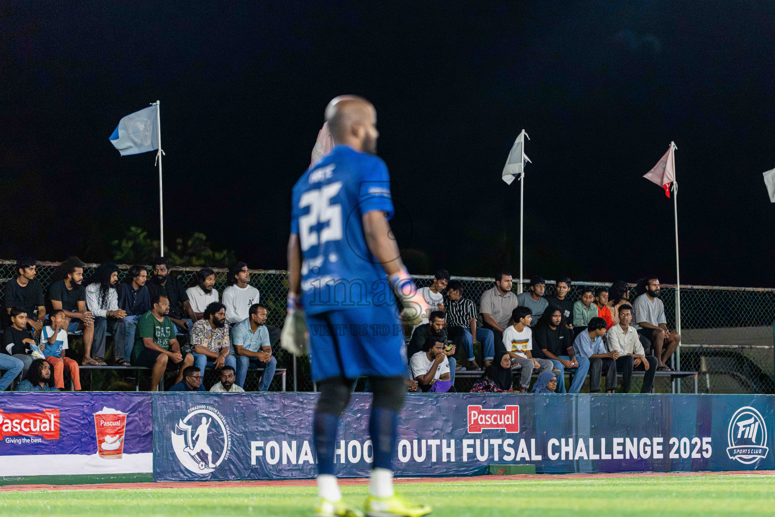 Kanmathi SC VS BEST in Day 4 - Fonadhoo Youth Futsal Challenge 2025 held in Fonadhoo Futsal Stadium, L. Fonadhoo, Maldives on Wednesday, 29th October 2025 Photos: Arif Rasheed / images.mv