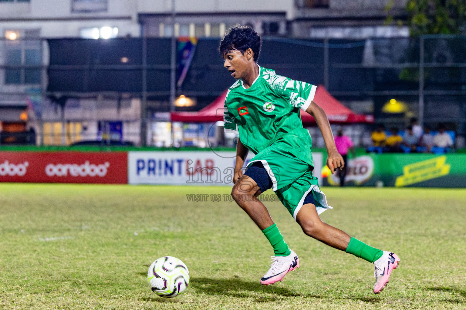 Victory Sports Club vs Hurriyya Sports Club (U14) in Day 9 of Dhivehi Youth League 2024 held at Henveiru Stadium on Saturday, 14th December 2024. Photos: Nausham Waheed / Images.mv