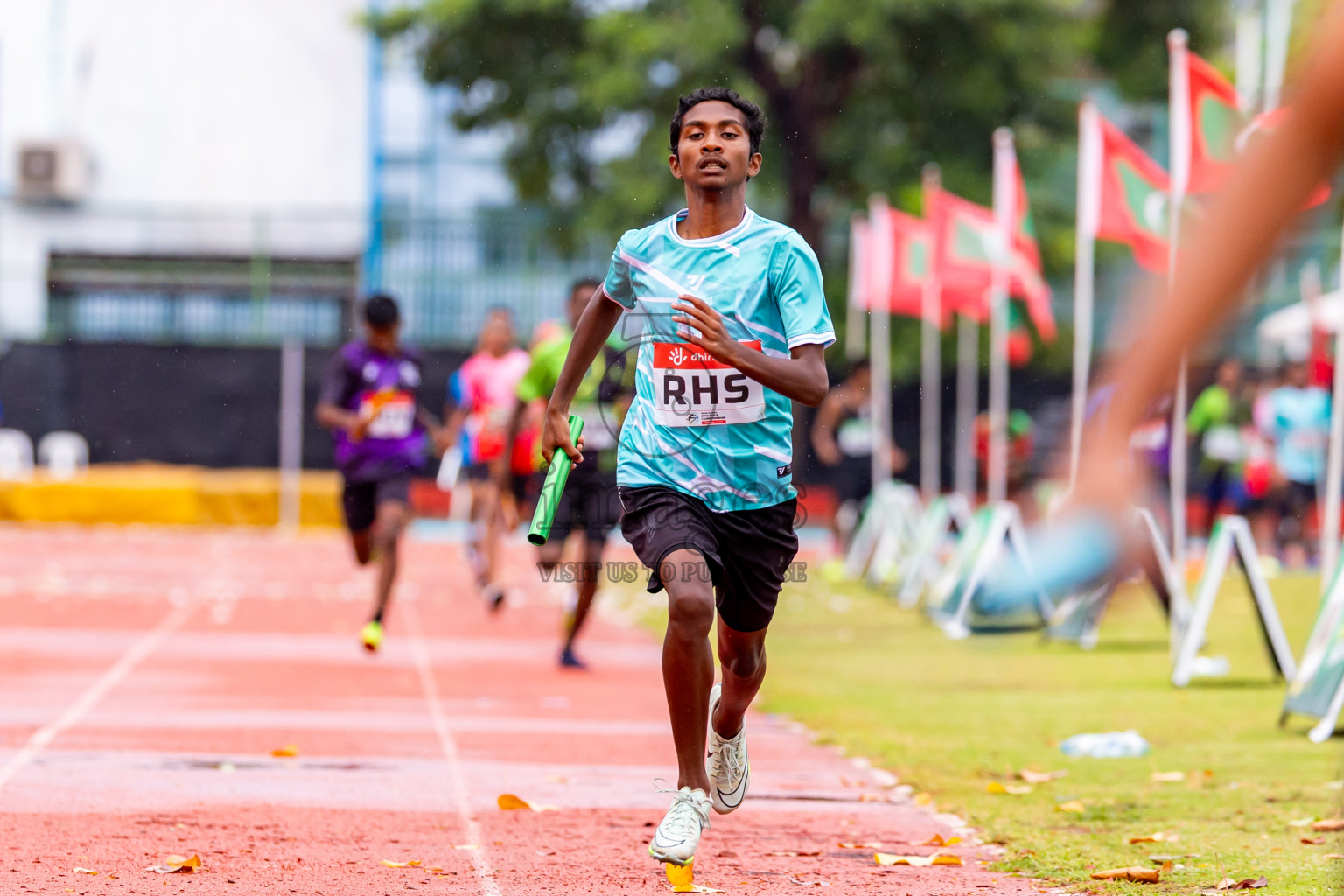 Day 6 of Inter-school Athletics Championship 2025 held in Ekuveni Synthetic Track, Male', Maldives on Sunday, 12th October 2025. Photos by: Nausham Waheed / Images.mv