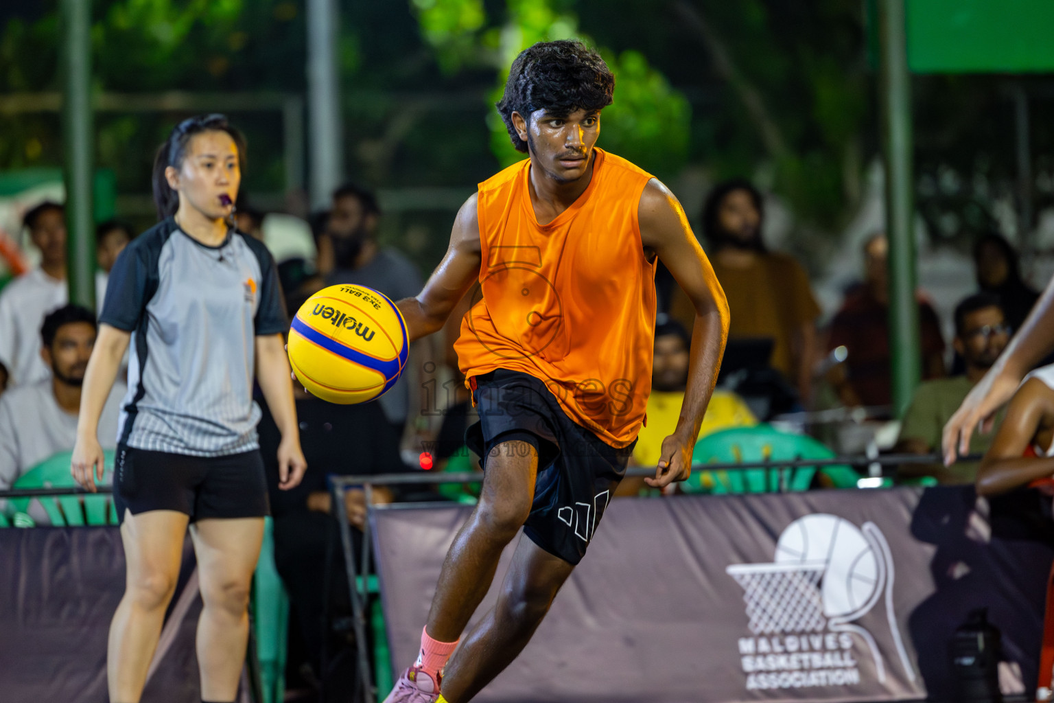 Day 4 of MILO Ramadan 3x3 Challenge 2024 was held in Ekuveni Outdoor Basketball Court at Male', Maldives on Friday, 15th March 2024.
Photos: Mohamed Mahfooz Moosa / images.mv