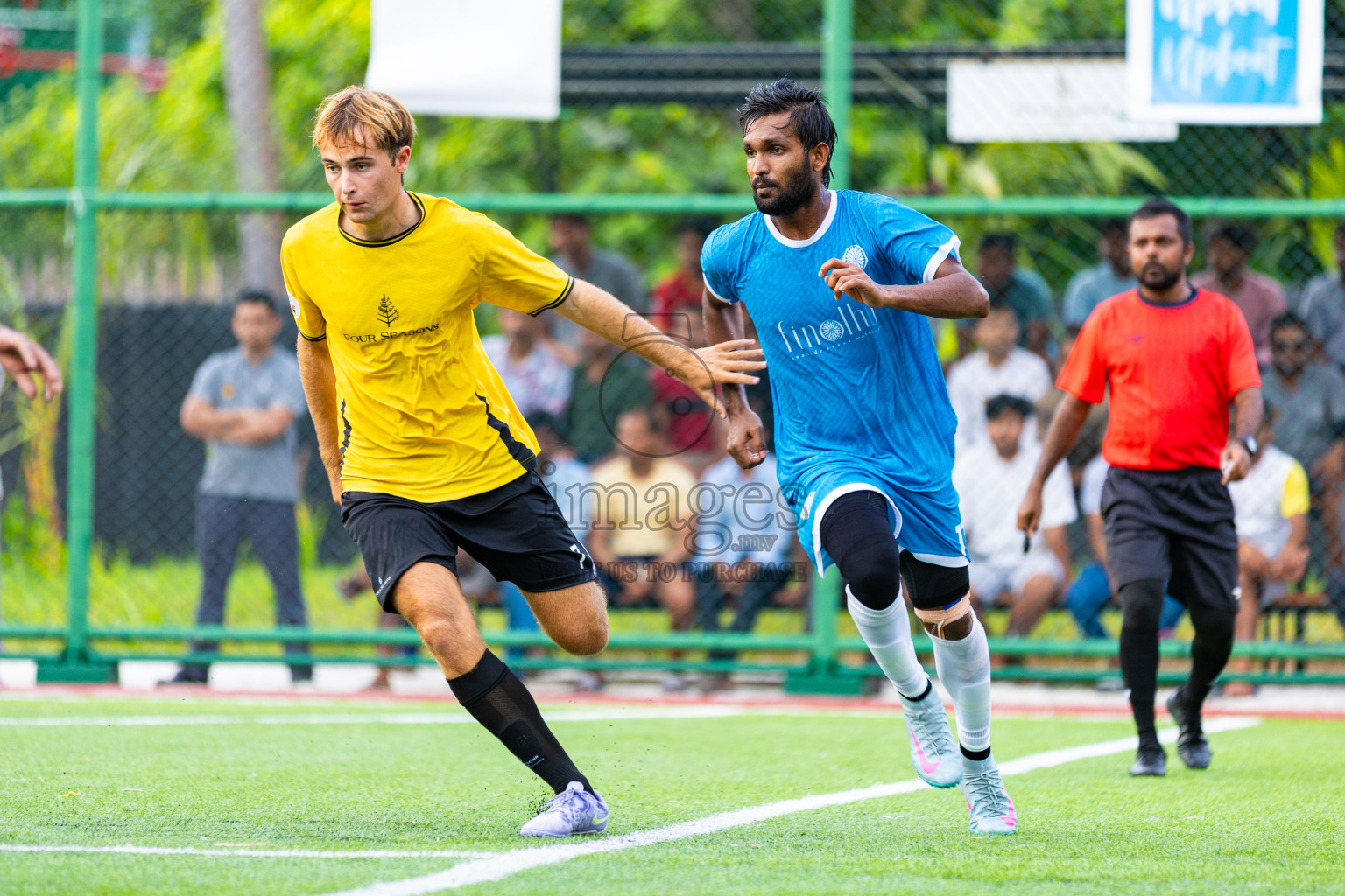FINOLHU VS FOUR SEASONS LANDAA GIRAAVARU in Semi Finals of Resort League 2025 (Baa Zone) was held on Wednesday, 16th July 2025 in Avani+ Fares Maldives Resort, Baa Atoll, Maldives. Photos: Areef Adam / images.mv