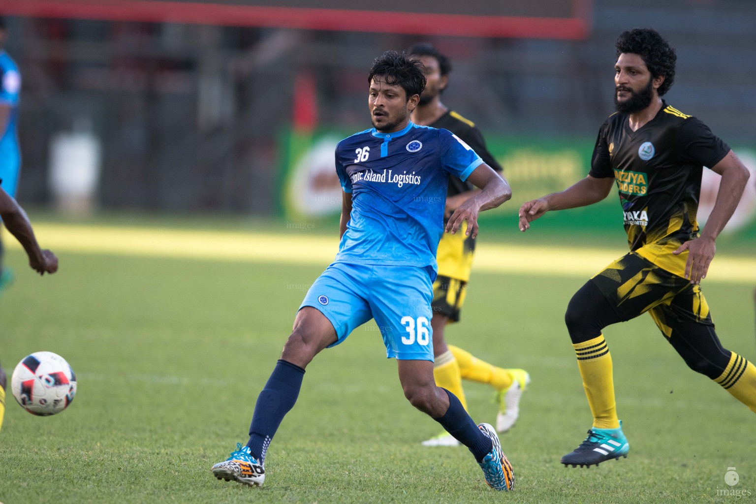 Ooredoo Dhivehi Premier League 2017, New Radiant SC vs Milandhoo FC in Male , Maldives. Sunday, October . 15, 2017. ( Images.mv Photo : Abdulla Abeedh )