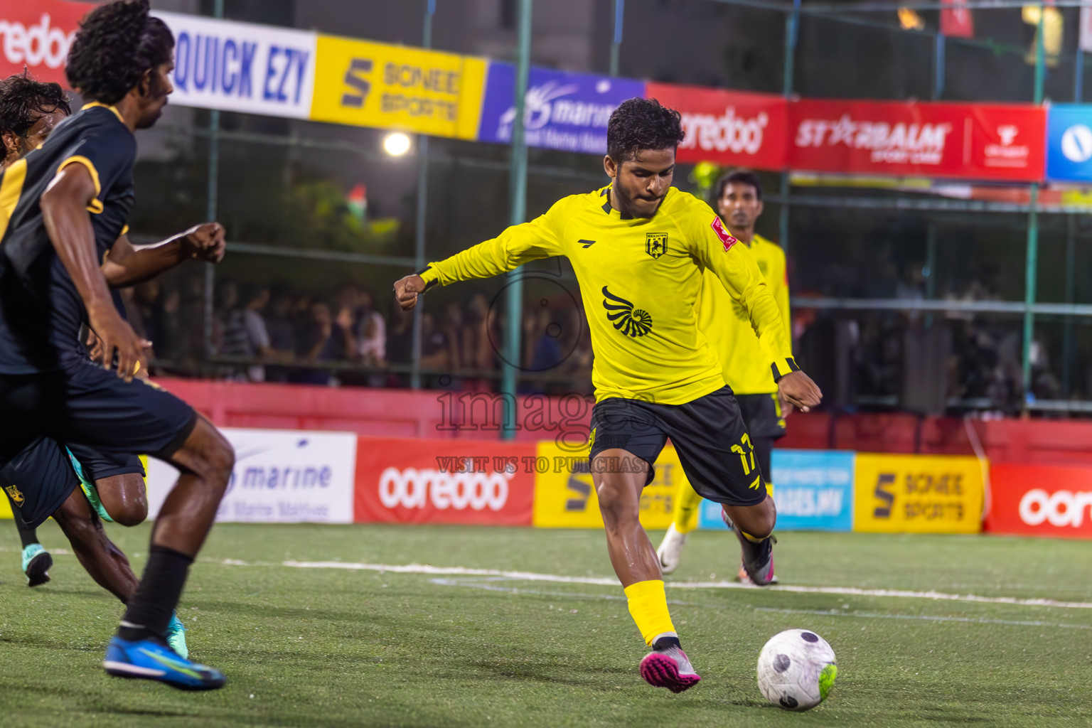 Lh Naifaru vs Lh Olhuvelifushi in Day 21 of Golden Futsal Challenge 2024 was held on Sunday , 4th February 2024 in Hulhumale', Maldives
Photos: Ismail Thoriq / images.mv