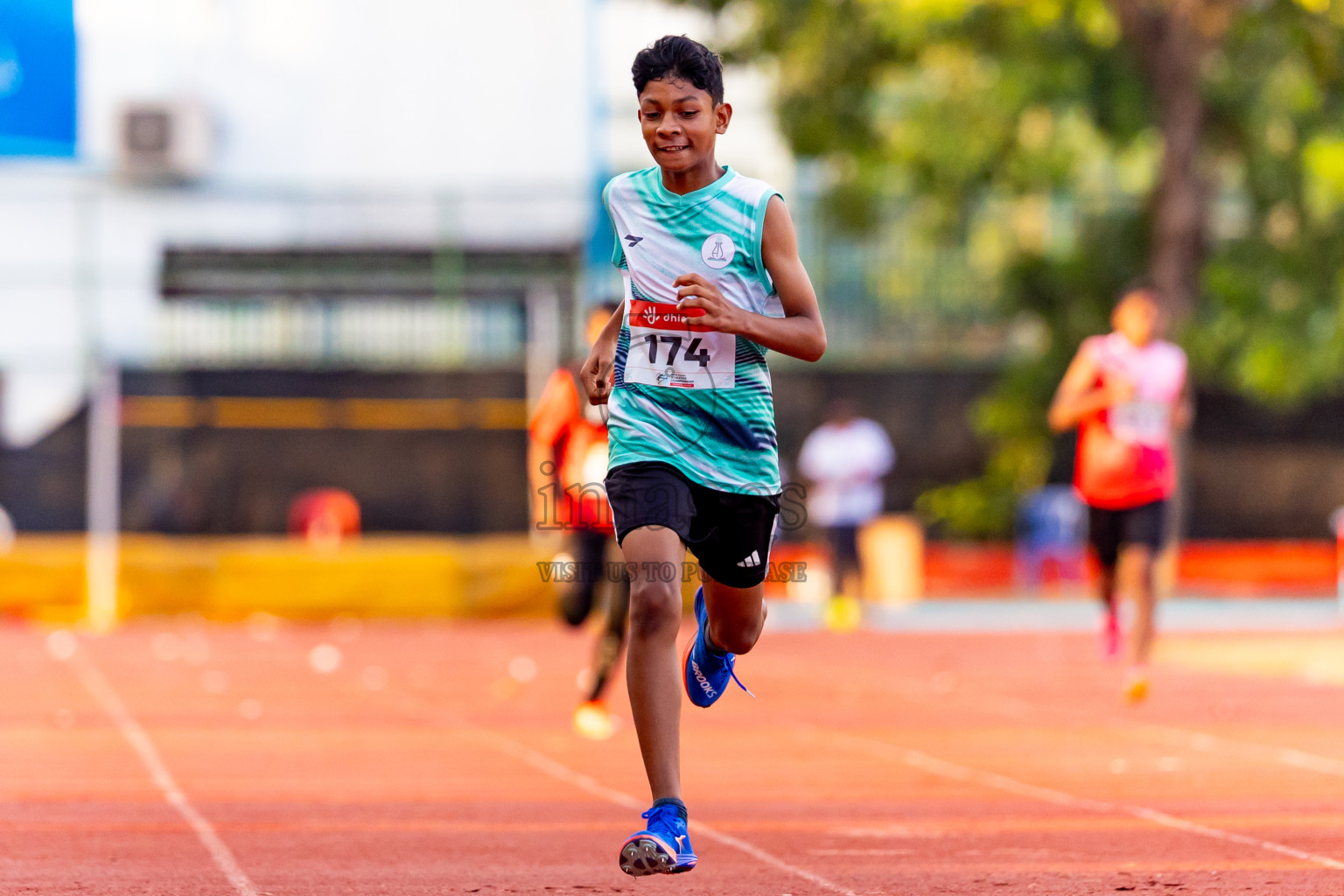 Day 1 of Inter-school Athletics Championship 2025 held in Ekuveni Synthetic Track, Male', Maldives on Monday, 06th October 2025. Photos by: Nausham Waheed / Images.mv
