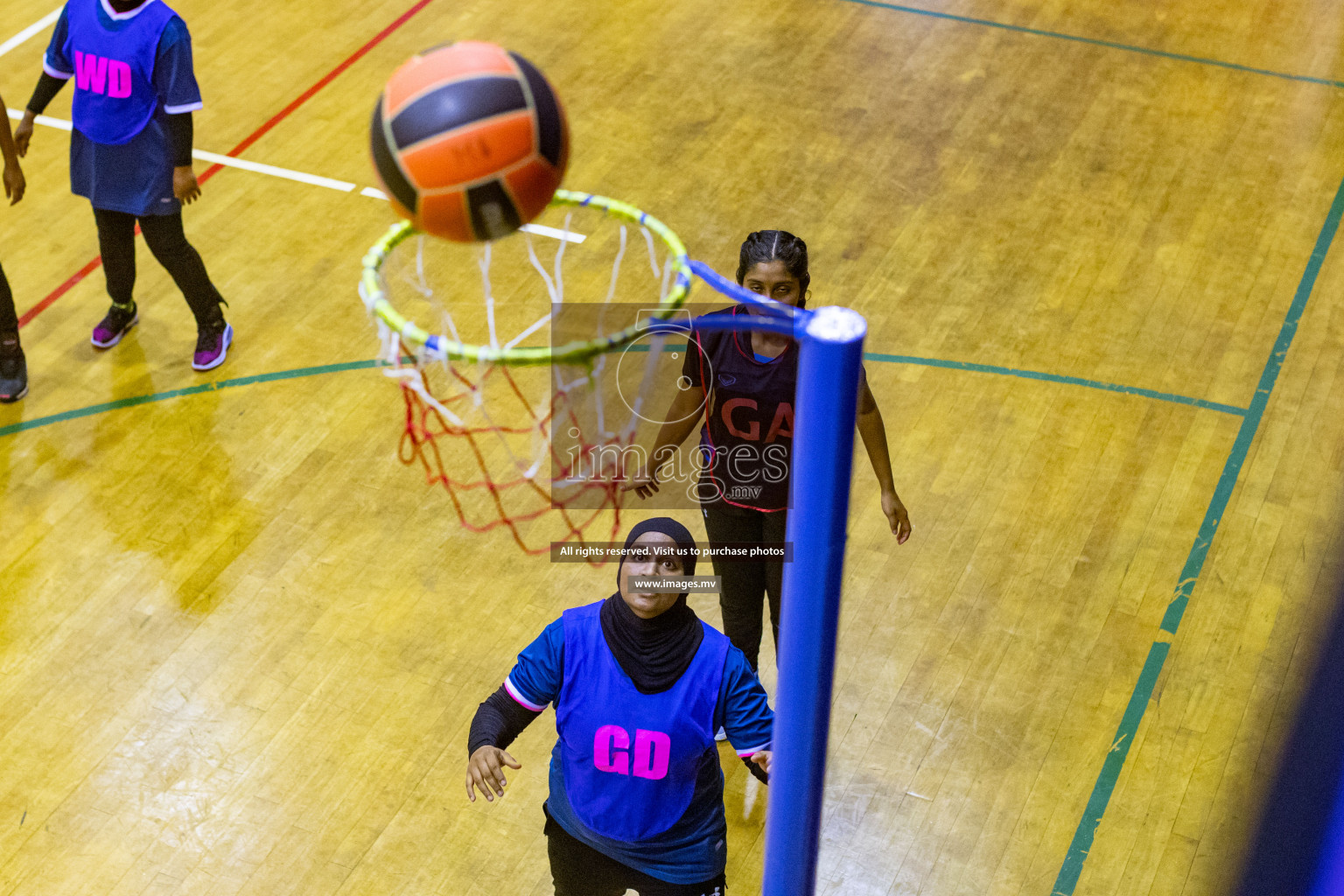 Xenith Sports Club vs Youth United Sports Club in the Milo National Netball Tournament 2022 on 18 July 2022, held in Social Center, Male', Maldives. Photographer: Shuu, Hassan Simah / Images.mv