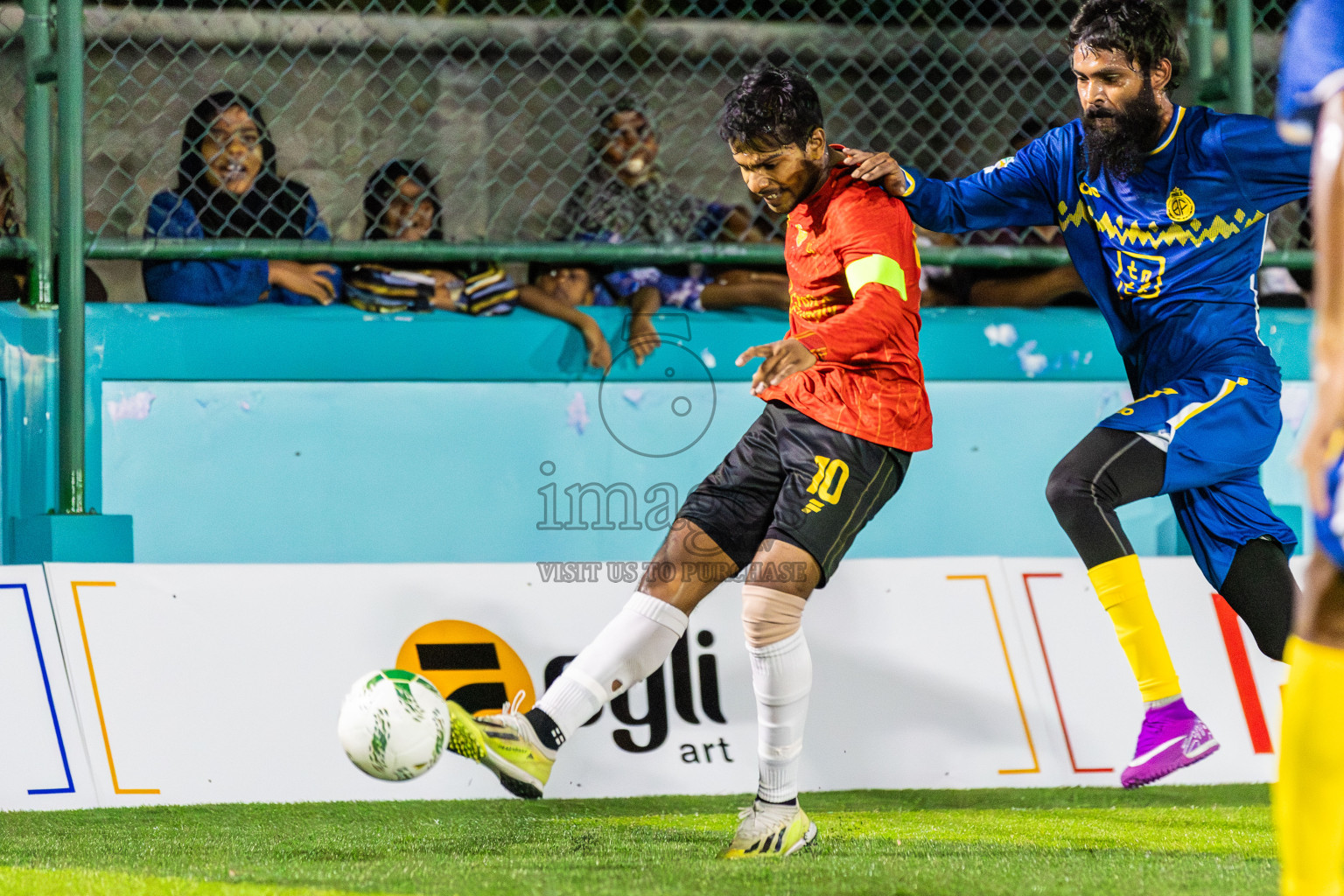 J Kovi Goani vs Fools SC in Day 2 of Laamehi Dhiggaru Ekuveri Futsal Challenge 2025 was held on Friday, 25th July 2025, at Dhiggaru Futsal Ground, Dhiggaru, Maldives Photos: Areef Adam / images.mv