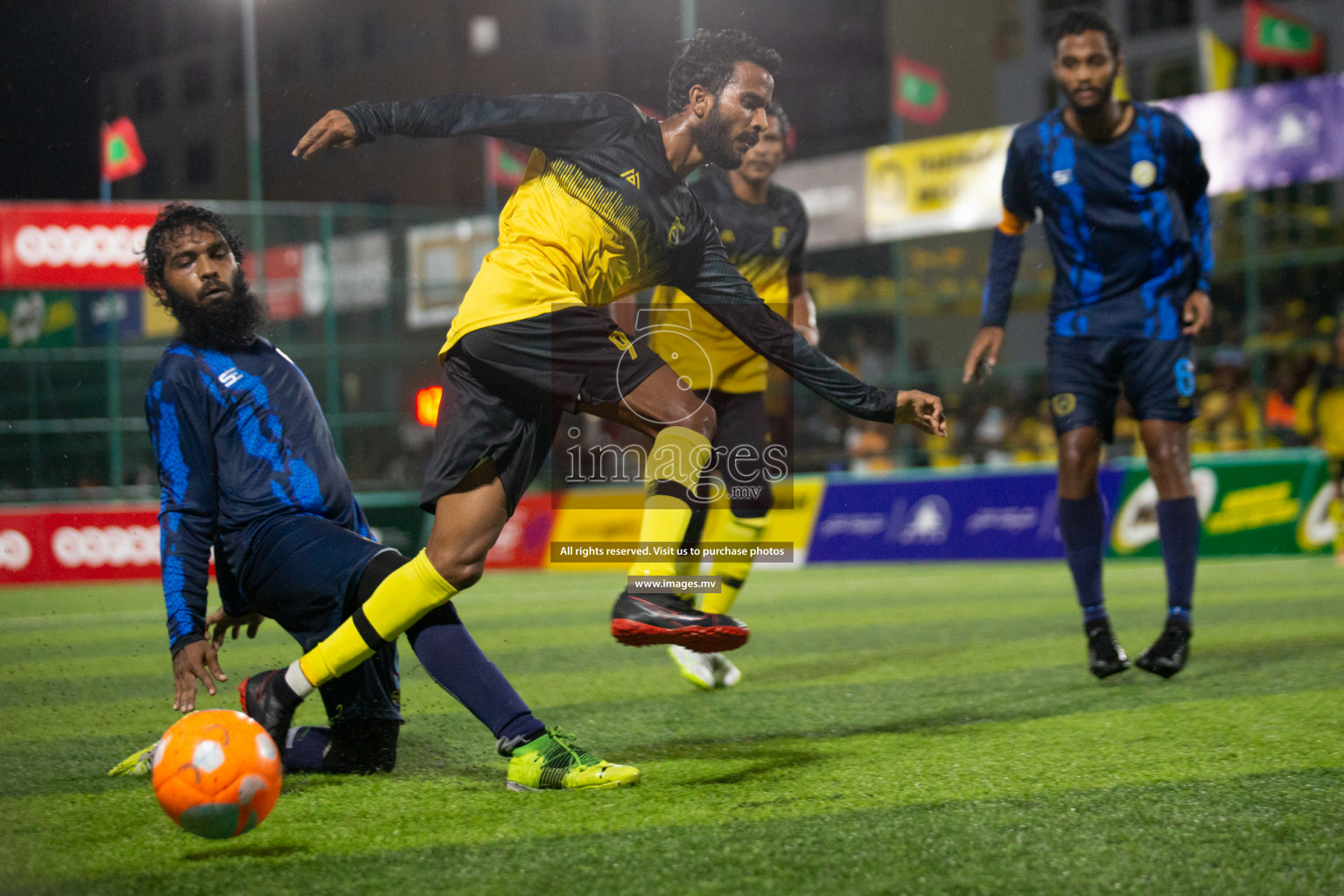 Team MPL vs Team RRC in the Quarter Finals of Club Maldives 2021 held at Hulhumale'; on 13th December 2021 Photos: Nasam/ images.mv