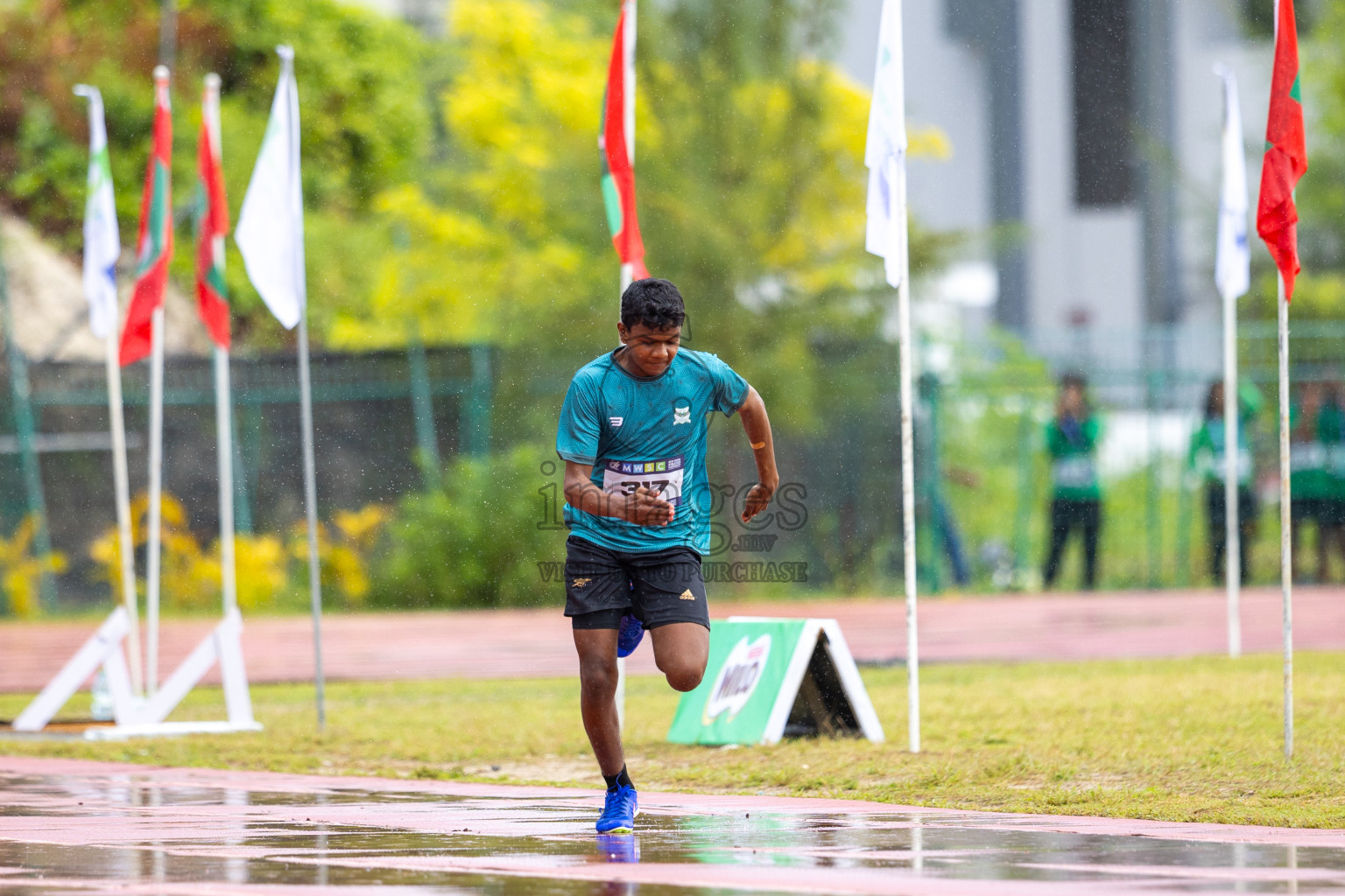 Day 1 of MWSC Interschool Athletics Championships 2024 held in Hulhumale Running Track, Hulhumale, Maldives on Saturday, 9th November 2024. 
Photos by: Ismail Thoriq / images.mv