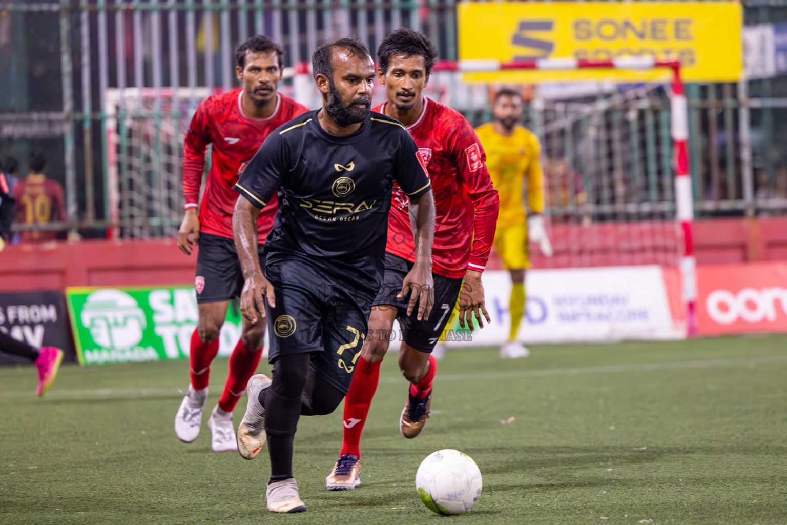 ADh Maamigili vs ADh Mahibadhoo on Day 36 of Golden Futsal Challenge 2024 was held on Wednesday, 21st February 2024, in Hulhumale', Maldives
Photos: Ismail Thoriq, / images.mv