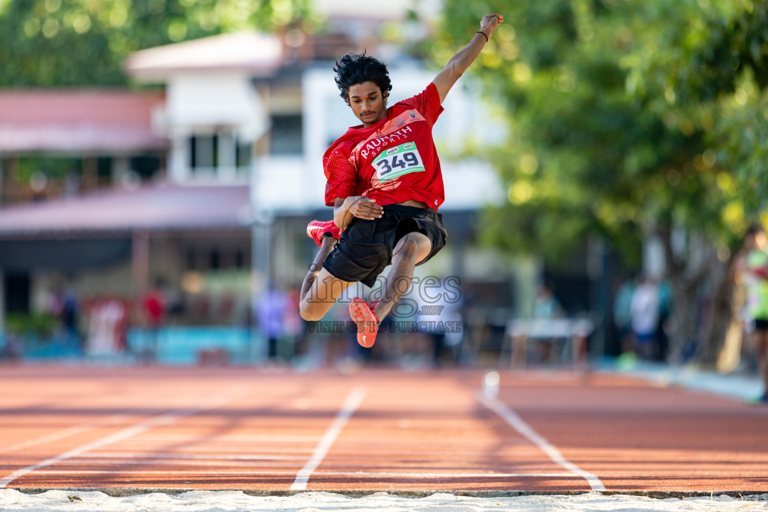 Day 2 of 12th Milo Association Championships was held in Ekuveni Track at Male', Maldives on Friday, 25th April 2025. 
Photos: Hassan Simah / images.mv
