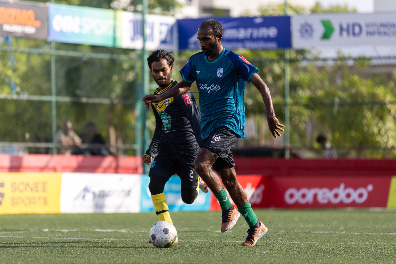 F Bilehdhoo vs F Magoodhoo in Day 20 of Golden Futsal Challenge 2024 was held on Saturday , 3rd February 2024 in Hulhumale', Maldives Photos: Nausham Waheed / images.mv