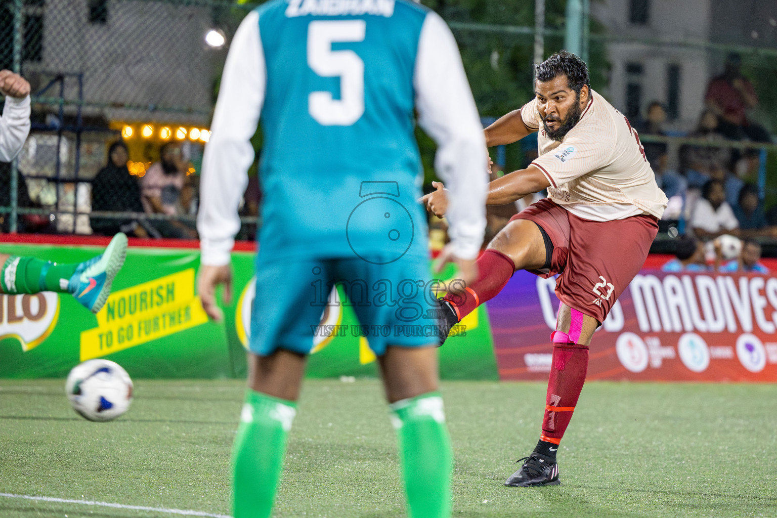 CLUB 220 vs HES CLUB Maldives Classic 2024 held in Rehendi Futsal Ground, Hulhumale', Maldives on Thursday, 12th September 2024. 
Photos: Hassan Simah / images.mv