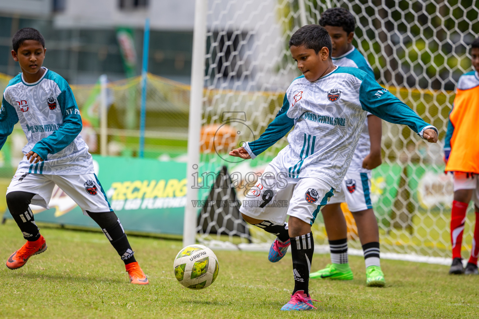 Day 1 of MILO Academy Championship 2025 (U-12) was held at Henveiru Stadium in Male', Maldives on Thursday, 1st May 2025. Photos: Ismail Thoriq / images.mv