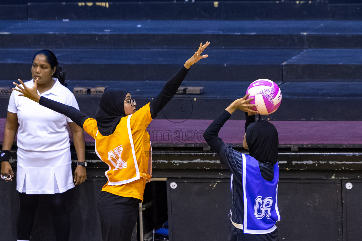 SC Shining Star vs Youth United SC in Day 9 of 24th Milo Netball Association Championship was held in Social Center at Male', Maldives on Tuesday, 9th September 2025. Photos: Mohamed Mahfooz Moosa / images.mv