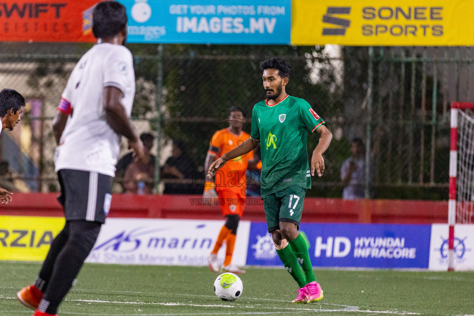 HDh Finey vs HDh Hanimaadhoo in Golden Futsal Challenge 2024 was held on Tuesday, 16th January 2024, in Hulhumale', Maldives
Photos: Ismail Thoriq / images.mv