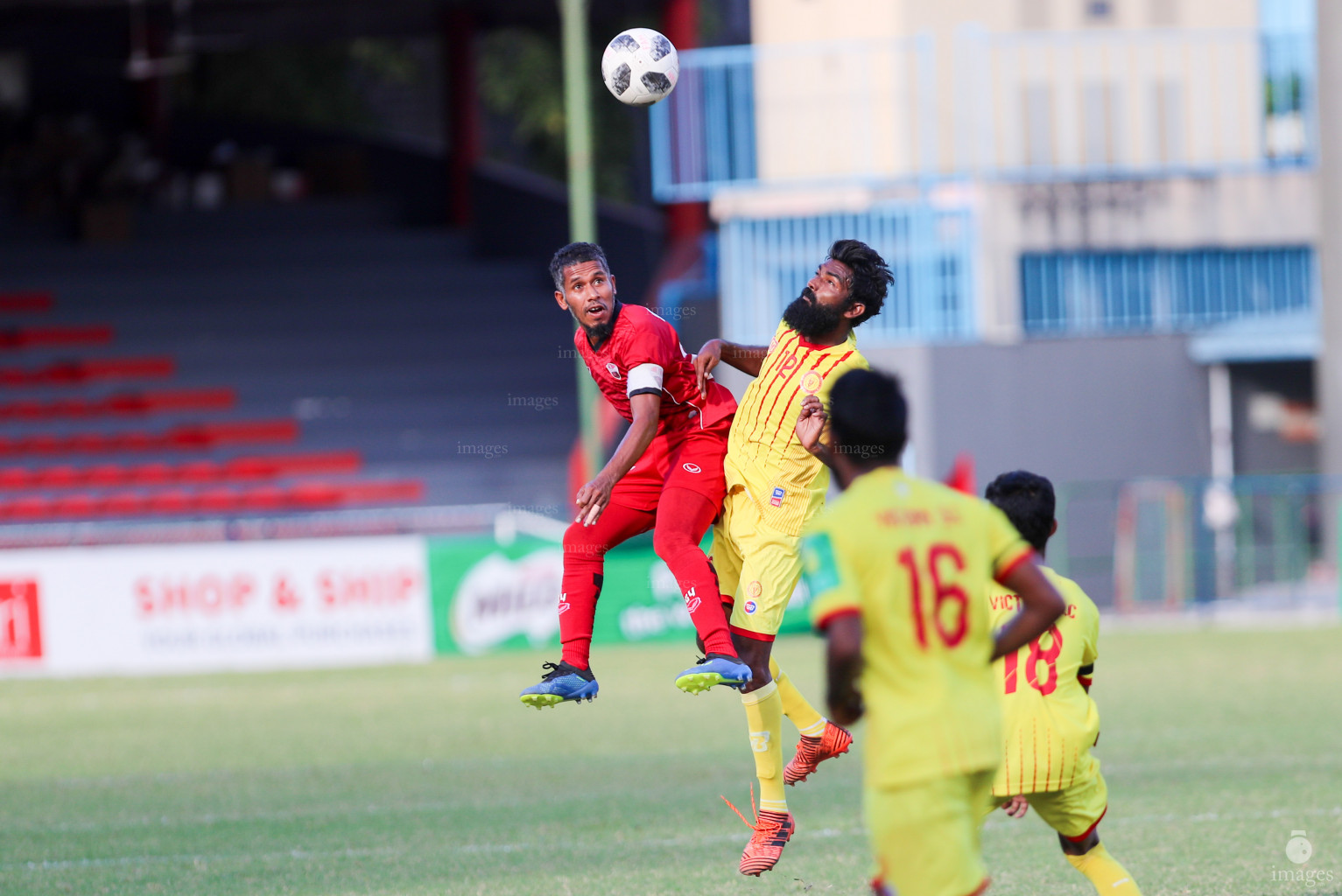 TC Sports Club vs Victory Sports Club in Dhiraagu Dhivehi Premier League 2018 in Male, Maldives, Monday  October 22, 2018. (Images.mv Photo/Suadh Abdul Sattar)