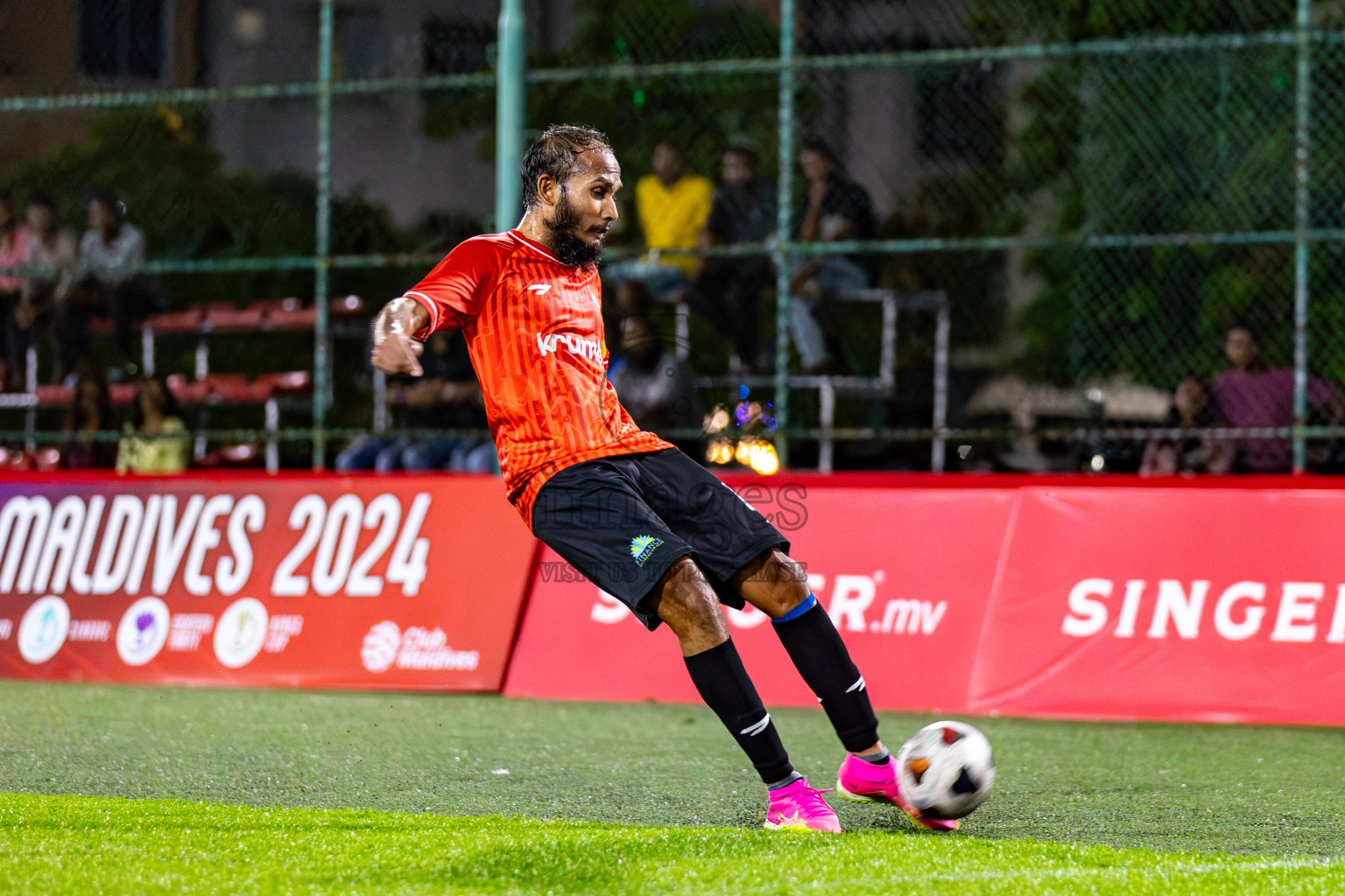 DHARUMAVANTHA vs FINANCE RC in Club Maldives Classic 2024 held in Rehendi Futsal Ground, Hulhumale', Maldives on Tuesday, 10th September 2024. 
Photos: Mohamed Mahfooz Moosa / images.mv