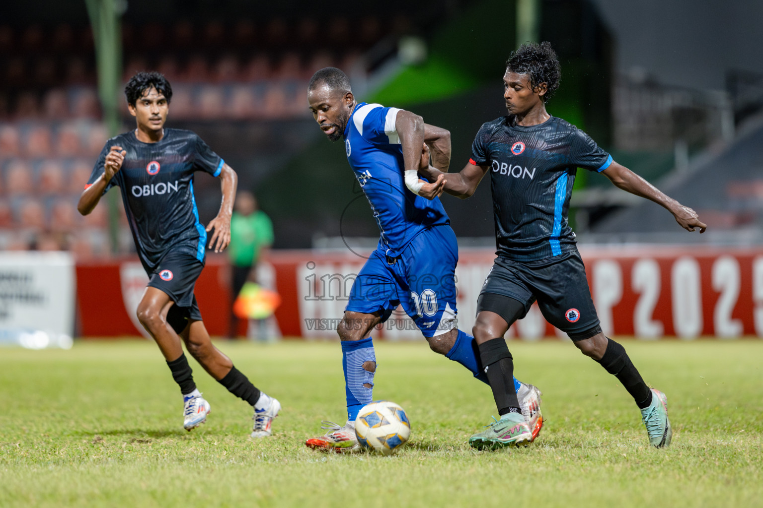 Odi Sports Club vs New Radiant Sports Club in the Semi Final of FAM League Cup 2025 held at National Football Stadium, Male', Maldives on Sunday, 25th May 2025. Photos By: Abdulla Abeedh / images.mv