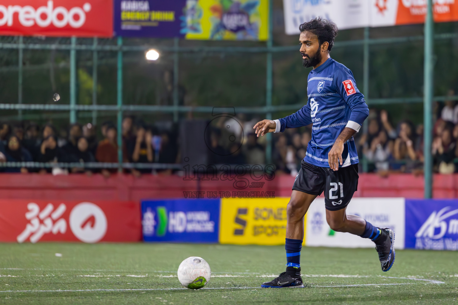 K Gaafaru vs B Eydhafushi in Semi Finals of Golden Futsal Challenge 2024 which was held on Friday, 1st March 2024, in Hulhumale', Maldives.
Photos: Ismail Thoriq / images.mv