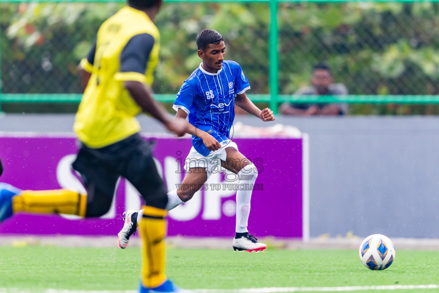 Chester Academy vs Kanmathi Juniorsfrom Manadhoo Council Cup 2024 in N Manadhoo Maldives on Friday, 16th February 2023. Photos: Nausham Waheed / images.mv