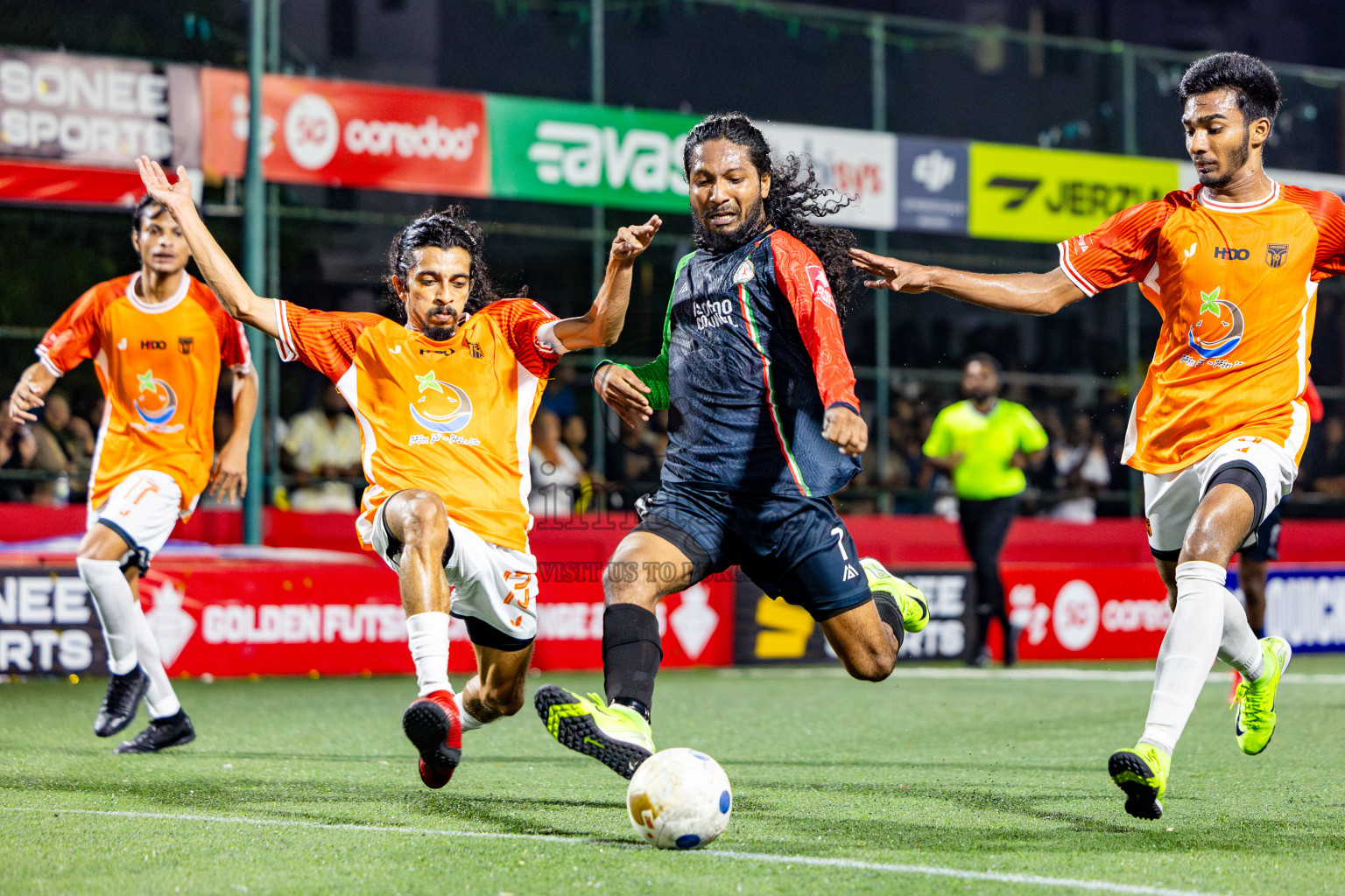 Thaa Hirilandhoo vs L Isdhoo in zone round Day 30 of Golden Futsal Challenge 2025 was held on Monday , 3rd February 2025, in Hulhumale', Maldives. Photos: Nausham Waheed / images.mv