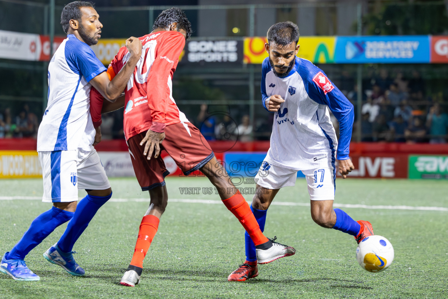 Th Vilufushi vs Th Kinbidhoo in Day 10 of Golden Futsal Challenge 2025 was held on Tuesday, 14th January 2025, in Hulhumale', Maldives Photos: Ismail Thoriq / images.mv