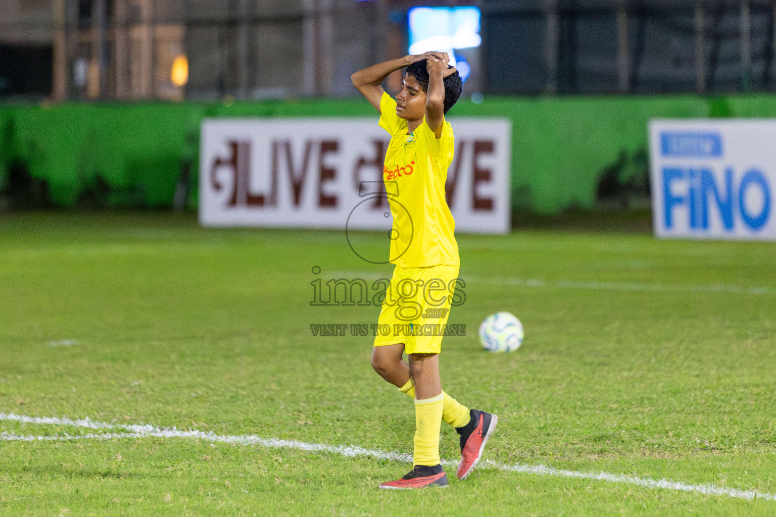 Maziya vs Hurriya (U12) in Day 4 of Dhivehi Youth League 2024 held at Henveiru Stadium on Thursday, 28th November 2024. Photos: Shuu Abdul Sattar/ Images.mv