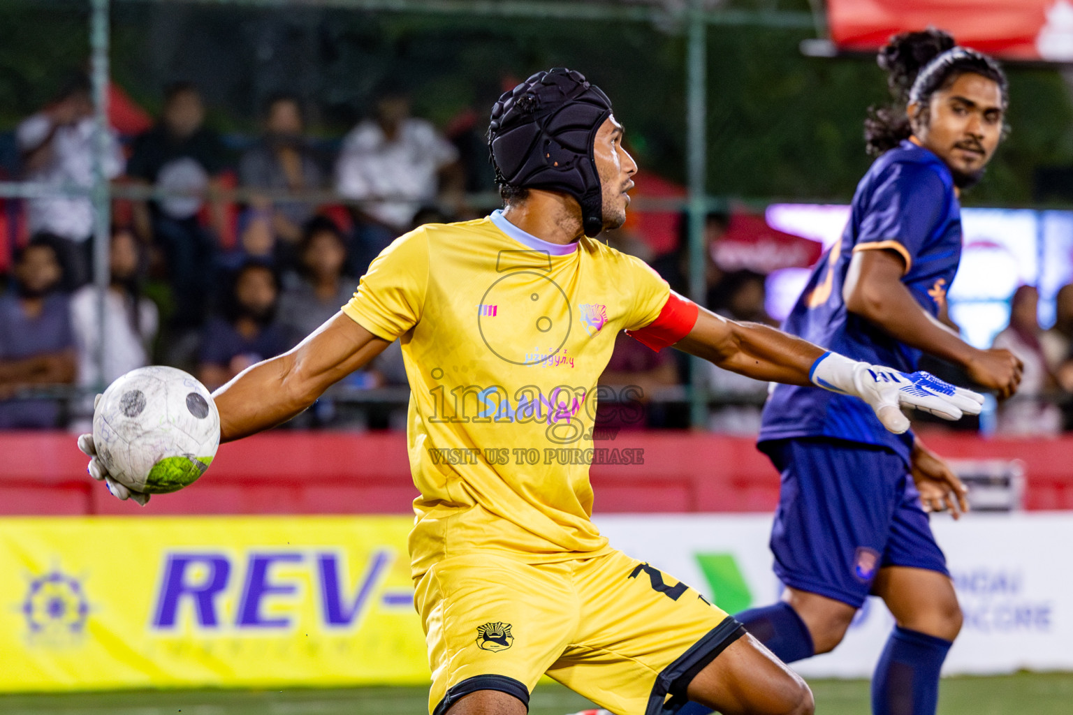 Lh. Kurendhoo VS Lh. Olhuvelifushi in Day 24 of Golden Futsal Challenge 2024 was held on Wednesday , 7th February 2024 in Hulhumale', Maldives 
Photos: Hassan Simah / images.mv