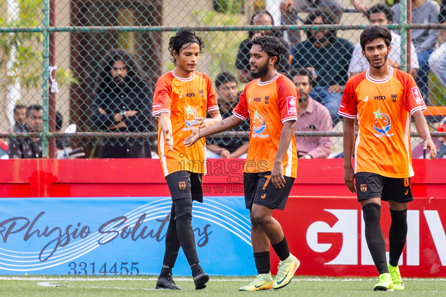 Th Kandoodhoo vs Th Hirilandhoo in Day 14 of Golden Futsal Challenge 2025 was held on Saturday, 18th January 2025, in Hulhumale', Maldives. Photos: Nausham Waheed / images.mv