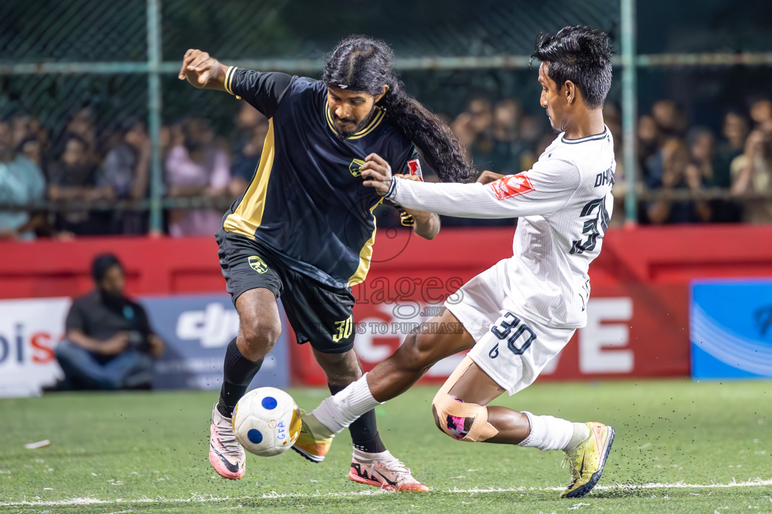 R Dhuvaafaru vs R Inguraidhoo in Raa Atoll Final in Day 24 of Golden Futsal Challenge 2025 was held on Tuesday , 28th January 2025, in Hulhumale', Maldives. Photos: Ismail Thoriq / images.mv