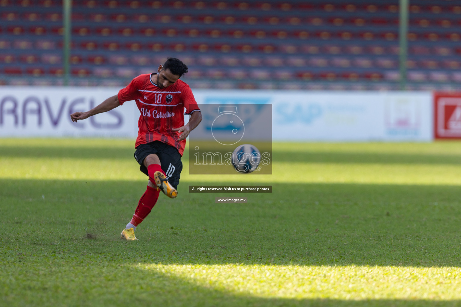 Biss Buru Sports vs JJ Sports Club  in 2nd Division 2022 on 14th July 2022, held in National Football Stadium, Male', Maldives Photos: Hassan Simah / Images.mv