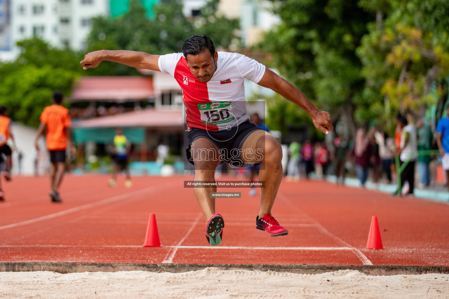 Day 2 of National Athletics Championship 2023 was held in Ekuveni Track at Male', Maldives on Friday, 24th November 2023. Photos: Hassan Simah / images.mv