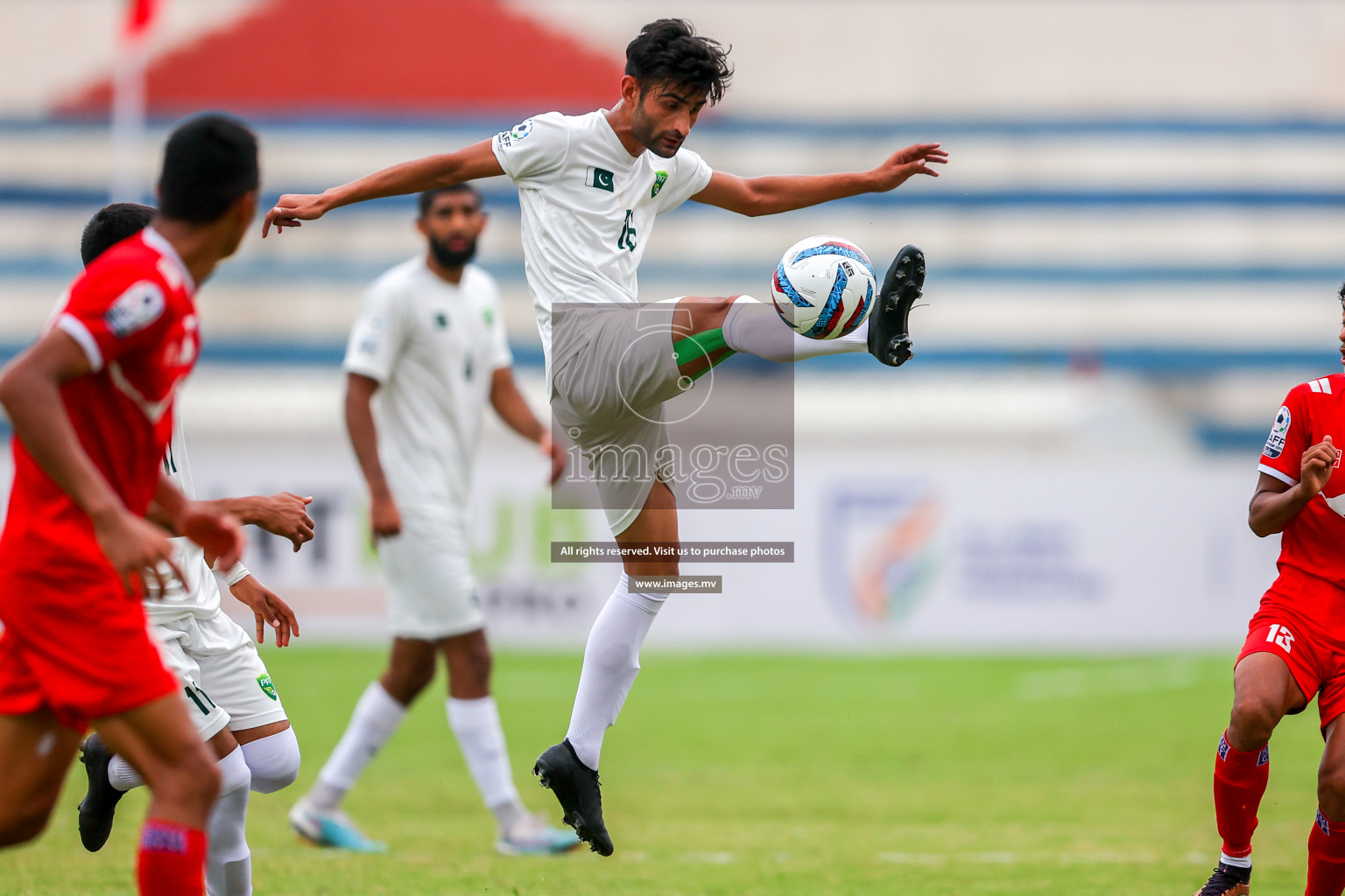 Nepal vs Pakistan in SAFF Championship 2023 held in Sree Kanteerava Stadium, Bengaluru, India, on Tuesday, 27th June 2023. Photos: Nausham Waheed, Hassan Simah / images.mv