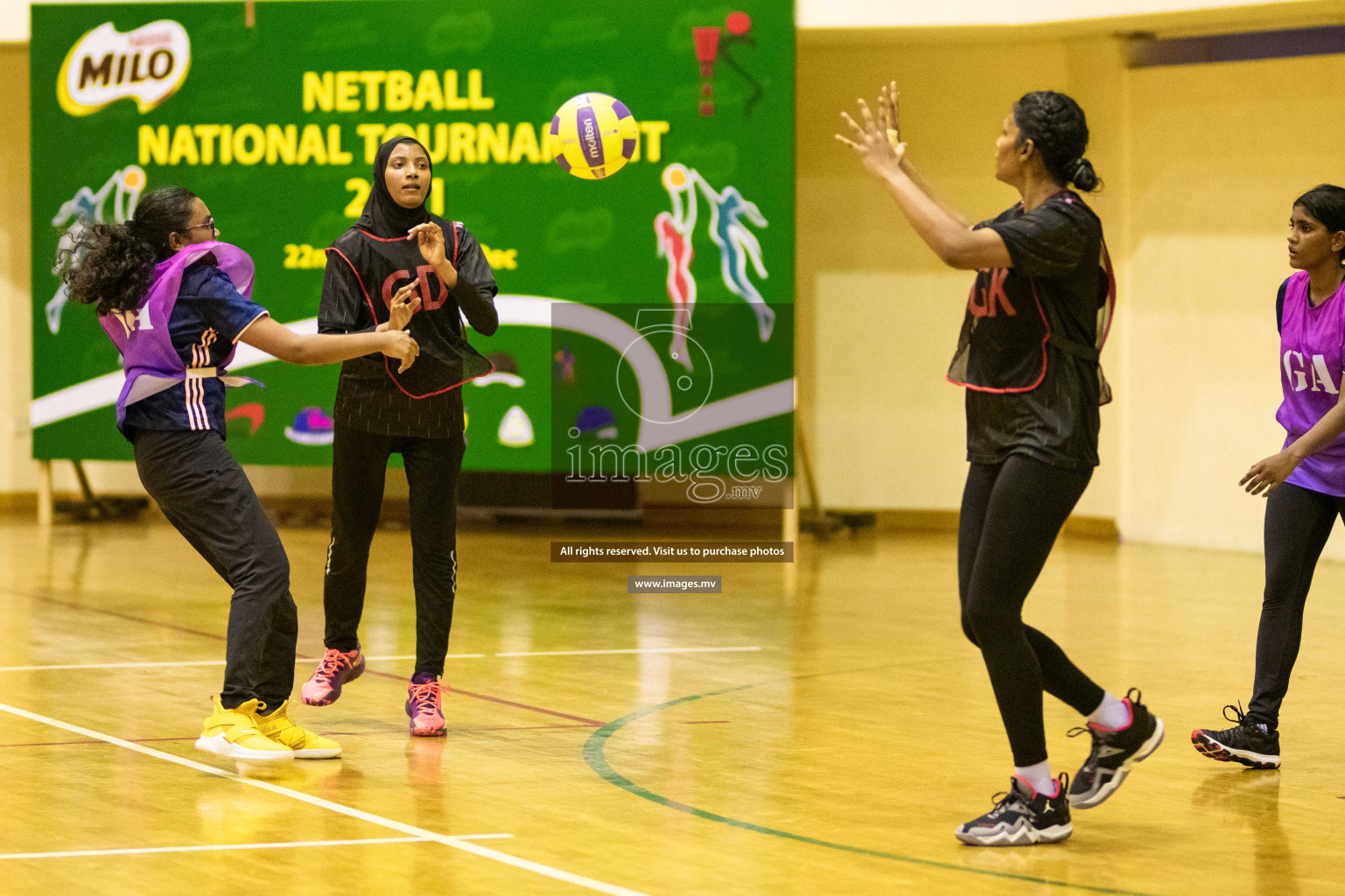 Kulhudhuffushi Youth & R.C vs Shining Star Sports Club in the Semi Finals of Milo National Netball Tournament 2021 held on 3 December 2021 in Male', Maldives, photos by Maanish