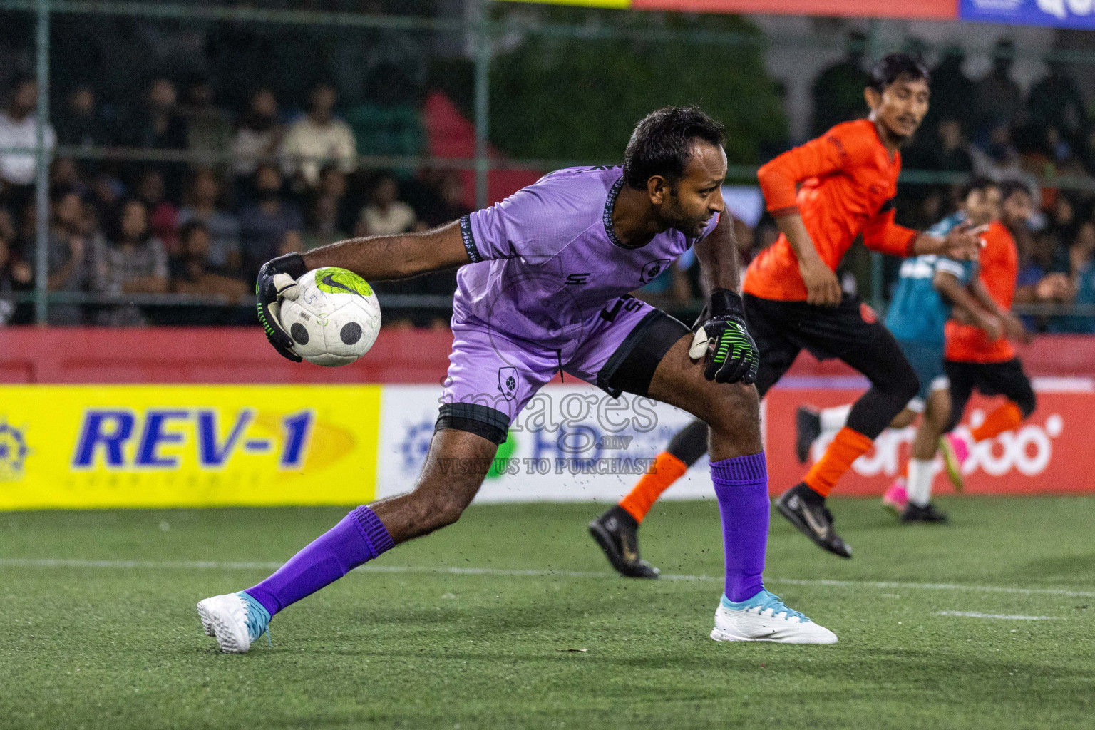 R Dhuvaafaru vs R Meedhoo in Day 8 of Golden Futsal Challenge 2024 was held on Monday, 22nd January 2024, in Hulhumale', Maldives Photos: Nausham Waheed / images.mv