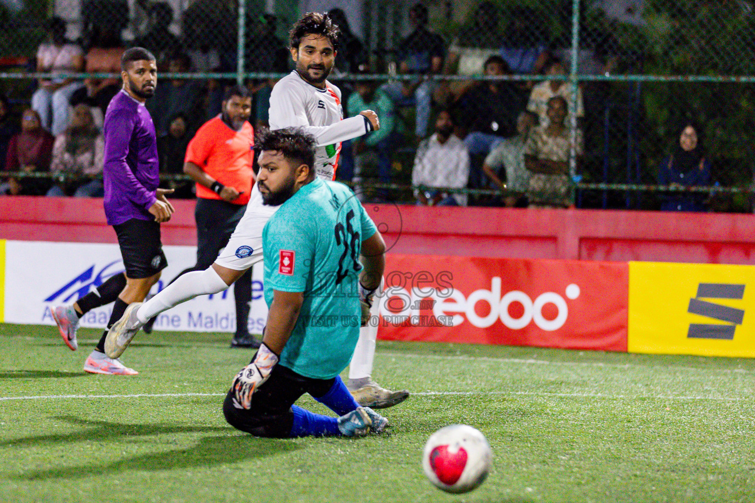 GA. Kolamaafushi vs GA. Kanduhulhuhdhoo in Day 19 of Golden Futsal Challenge 2024 was held on Friday, 2nd February 2024 in Hulhumale', Maldives 
Photos: Hassan Simah / images.mv