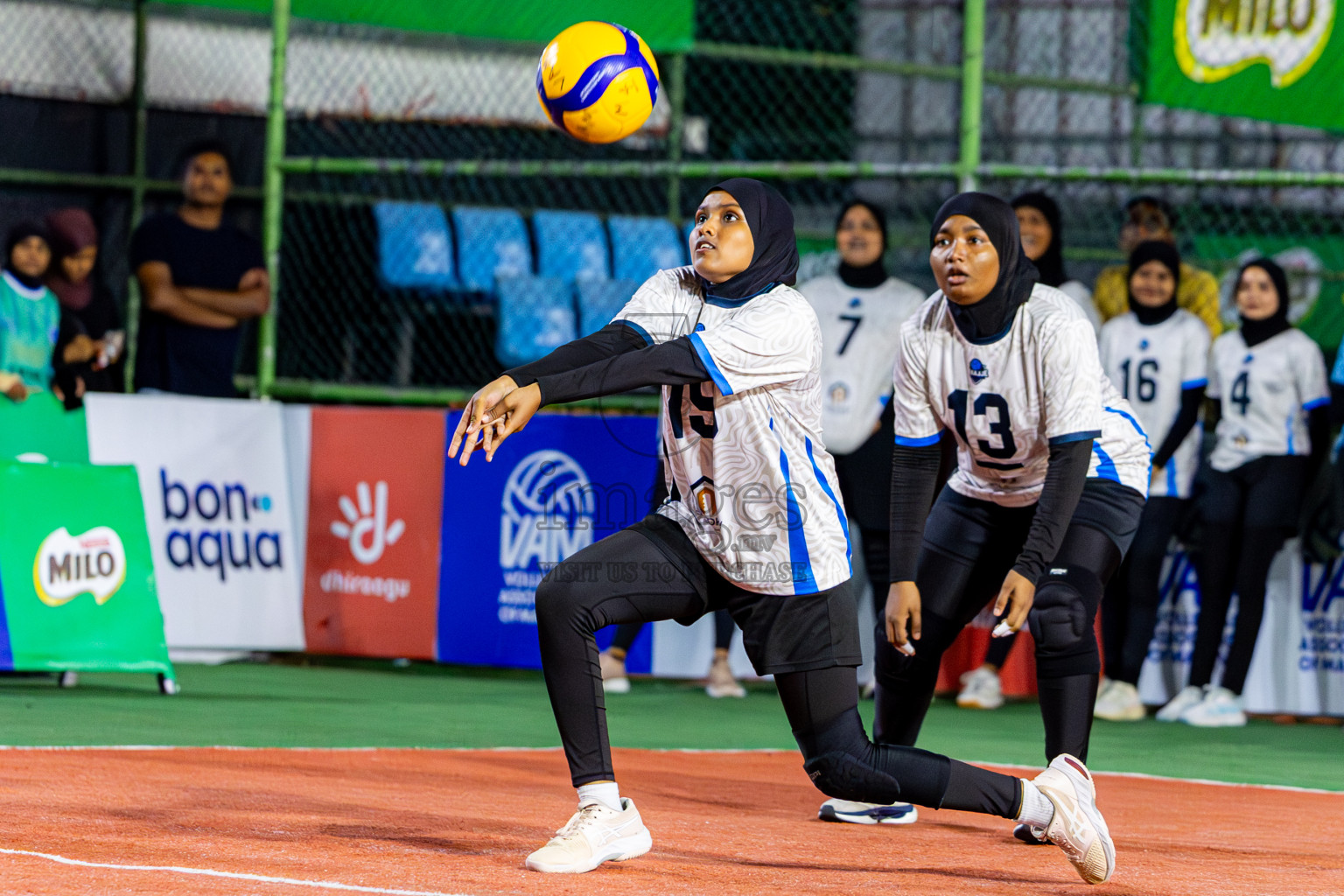 Raajje Volley Club vs Club Rising Star Academy in Milo National Junior Volleyball Championship 2025 Day 4 was held on Tuesday, 25th November 2025 at Ekuveni Turf Court Male', Maldives. Photos: Nausham Waheed / images.mv
