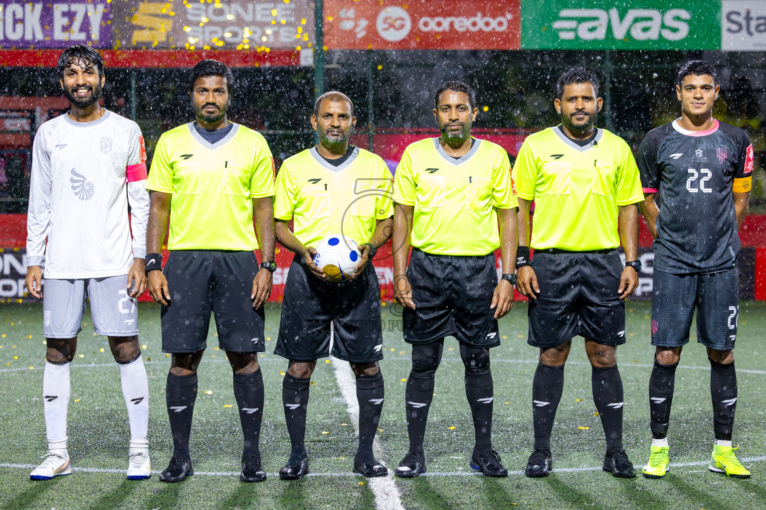 Lh Naifaru vs Lh Kurendhoo on Day 22 of Golden Futsal Challenge 2025 was held on Sunday , 26th January 2025, in Hulhumale', Maldives.
Photos: Ismail Thoriq / images.mv