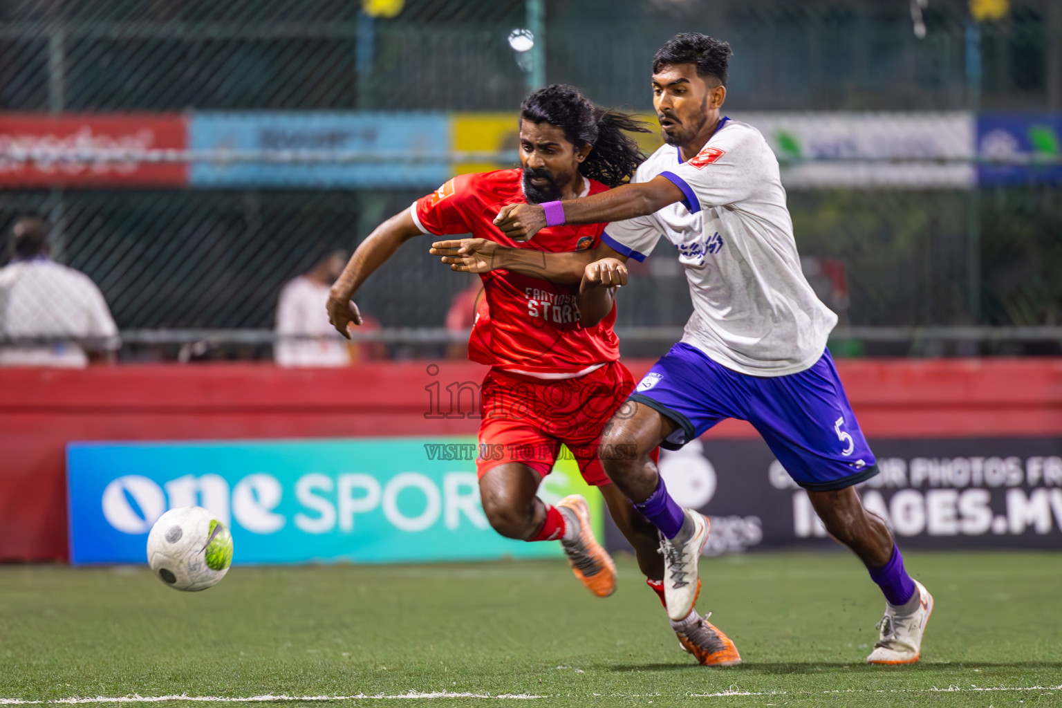 F Dharanboodhoo vs F Bilehdhoo in Day 24 of Golden Futsal Challenge 2024 was held on Wednesday , 7th February 2024 in Hulhumale', Maldives
Photos: Ismail Thoriq / images.mv