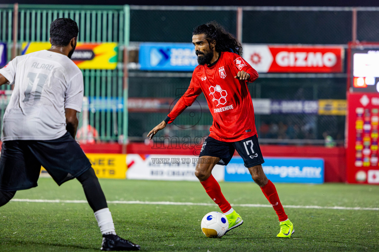 Th Omadhoo vs Th Thimarafushi in Day 18 of Golden Futsal Challenge 2025 was held on Wednesday, 22nd January 2025, in Hulhumale', Maldives. Photos: Nausham Waheed / images.mv