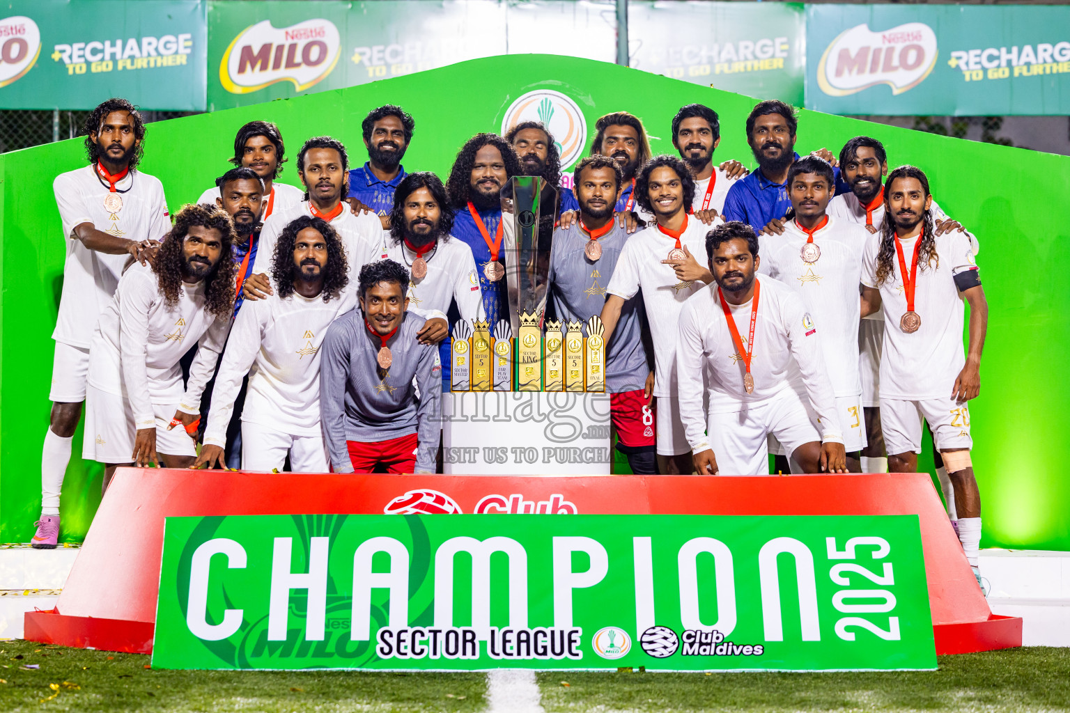 Arena vs Hawks in the Final of Milo Sector League 2025 was held in Rehendhi Futsal Ground, Hulhumale', Maldives on Tuesday, 18th November 2025. Photos: Nausham Waheed  / images.mv