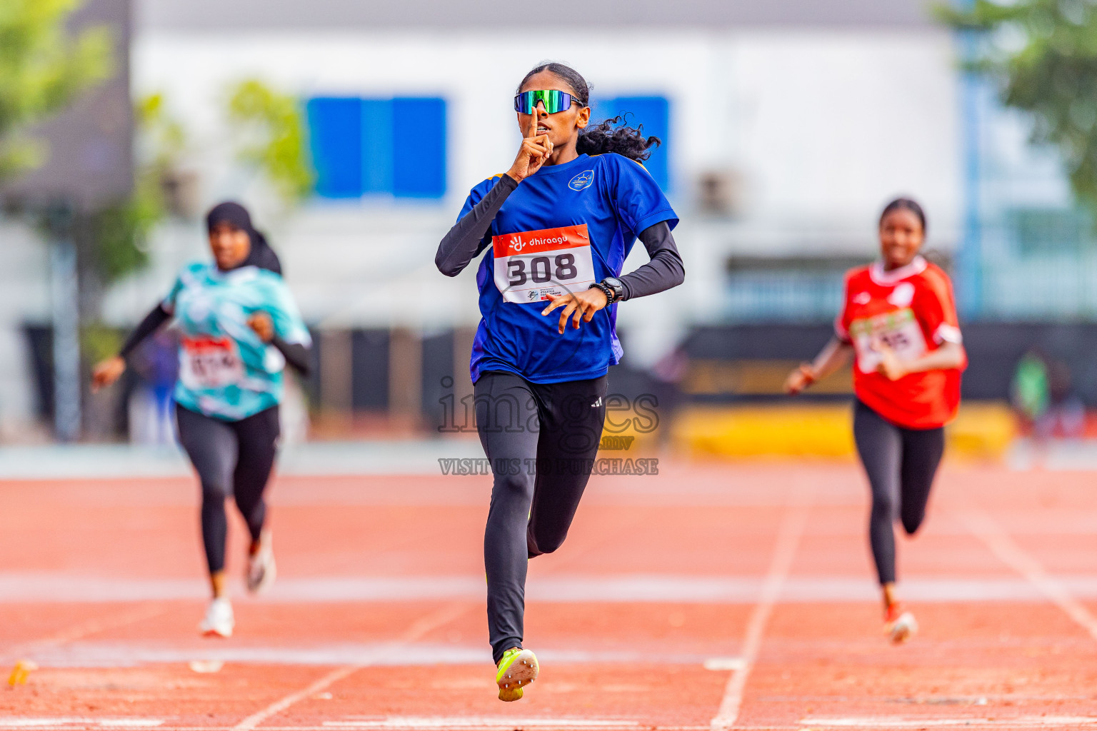 Day 4 of Inter-school Athletics Championship 2025 held in Ekuveni Synthetic Track, Male', Maldives on Thursday, 09th October 2025. Photos by: Areef Adam / Images.mv