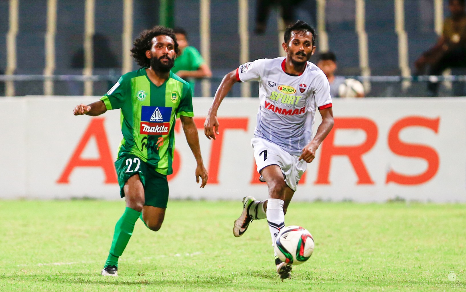 Maziya Sports and Recreation Club vs TC Sports Club in Ooredoo Dhivehi Premier League in Male', Maldives,  Tuesday, June. 28 , 2016.(Images.mv Photo/ Hussain Sinan).